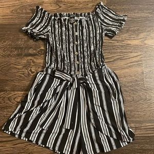 Black and White Short Romper M